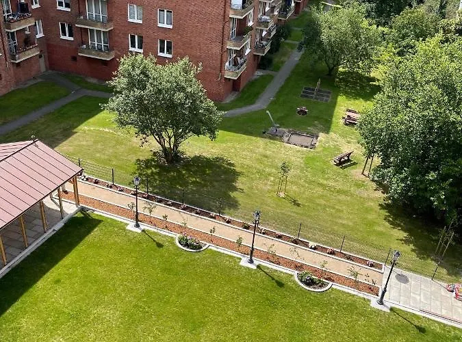 Cls Business Zentral, Tiefgarage, Balkon, 65 Qm Lejlighed