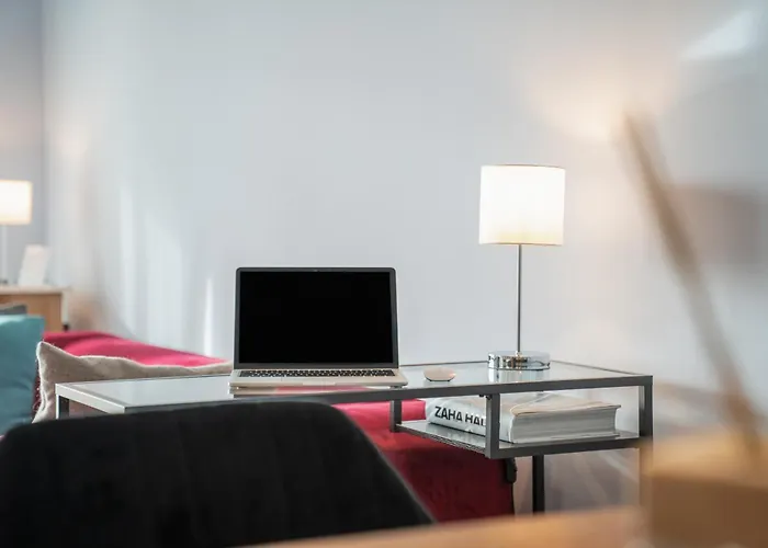 Cls Business Zentral, Tiefgarage, Balkon, 65 Qm