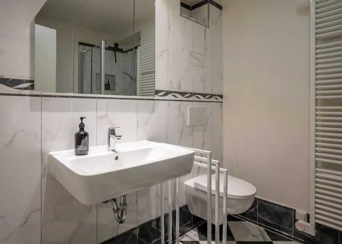 Lejlighed Cls Business Zentral, Tiefgarage, Balkon, 65 Qm Hamborg
